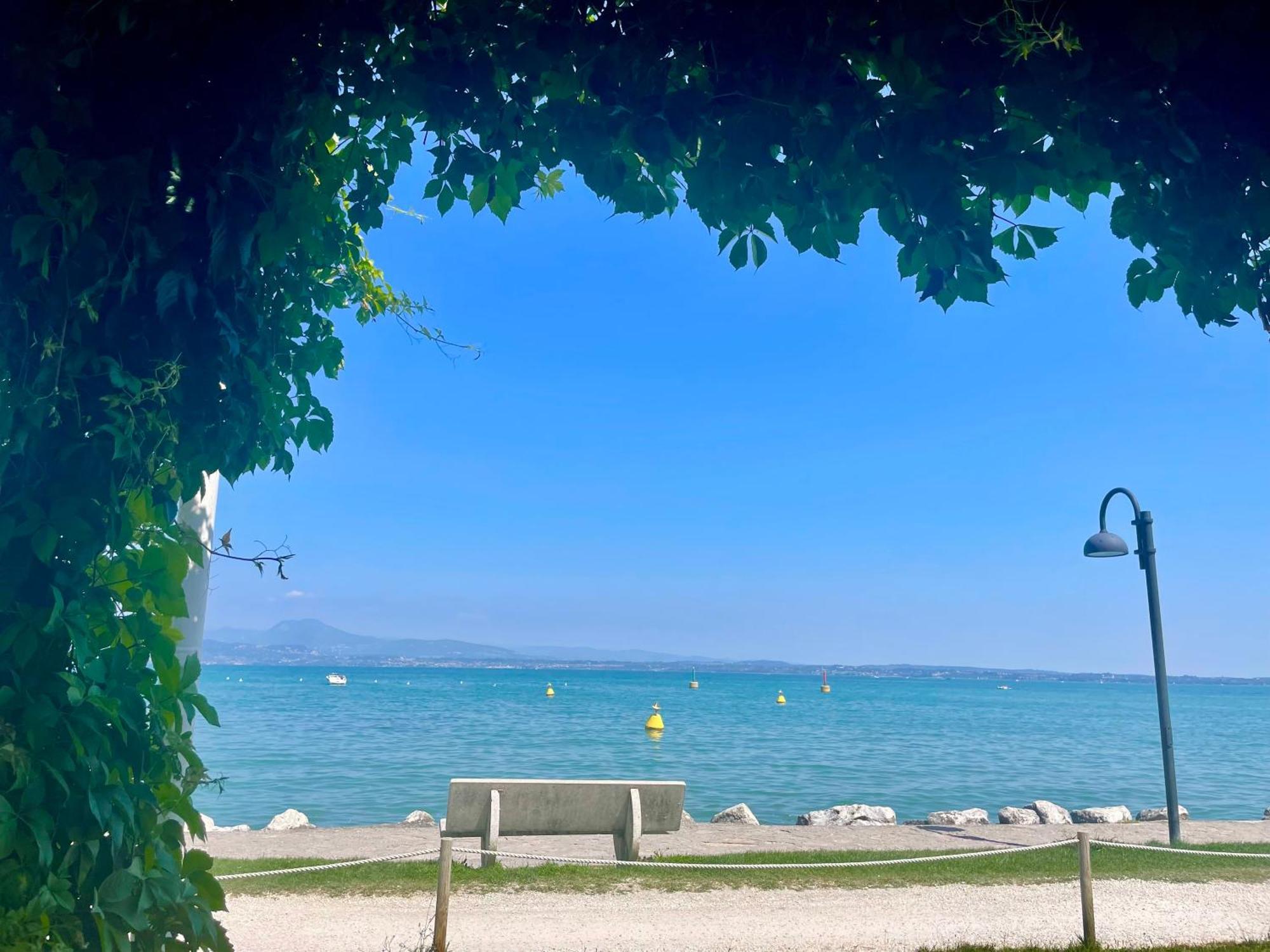 Hotel Alfieri Sirmione Exterior photo