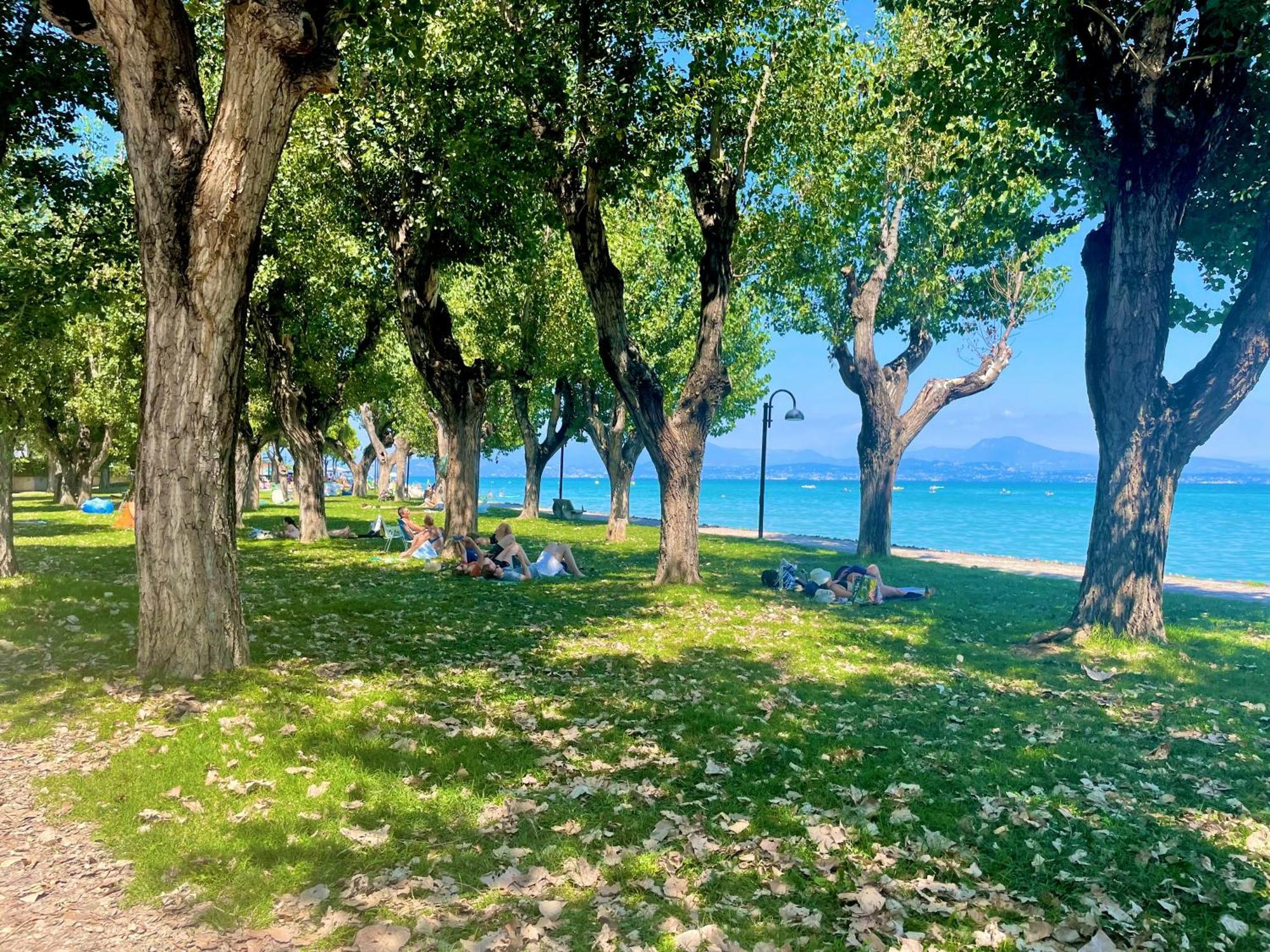 Hotel Alfieri Sirmione Exterior photo