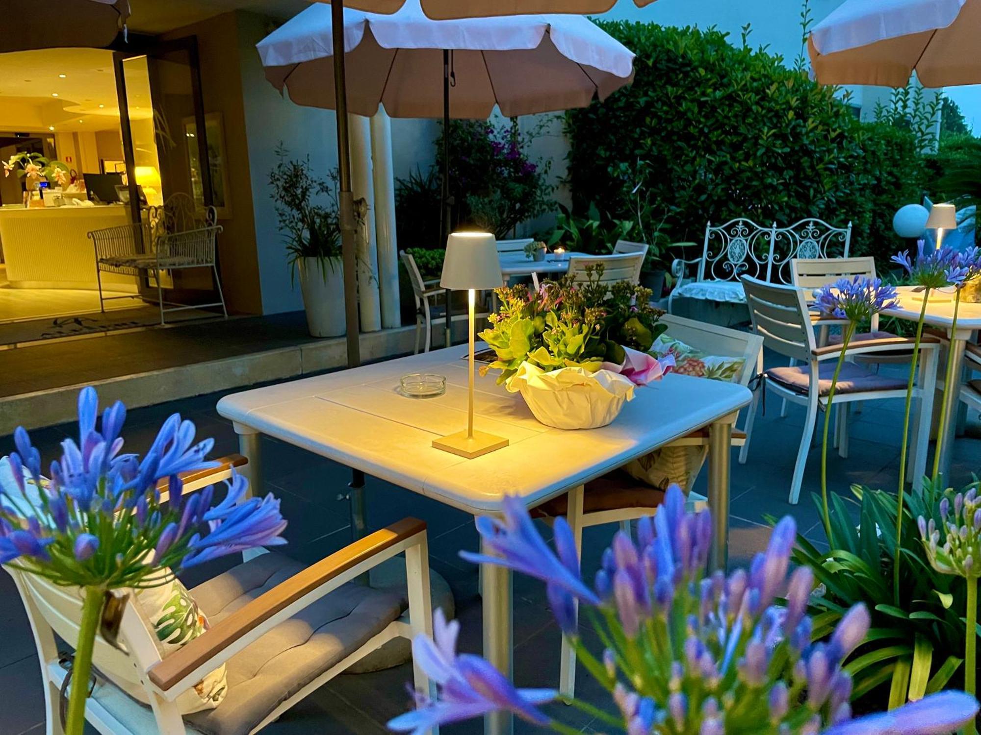 Hotel Alfieri Sirmione Exterior photo
